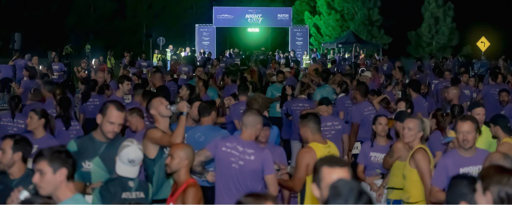 Noche para correr Floripa Aeropuerto deleita a 1,2 atletas en carrera nocturna sin precedentes