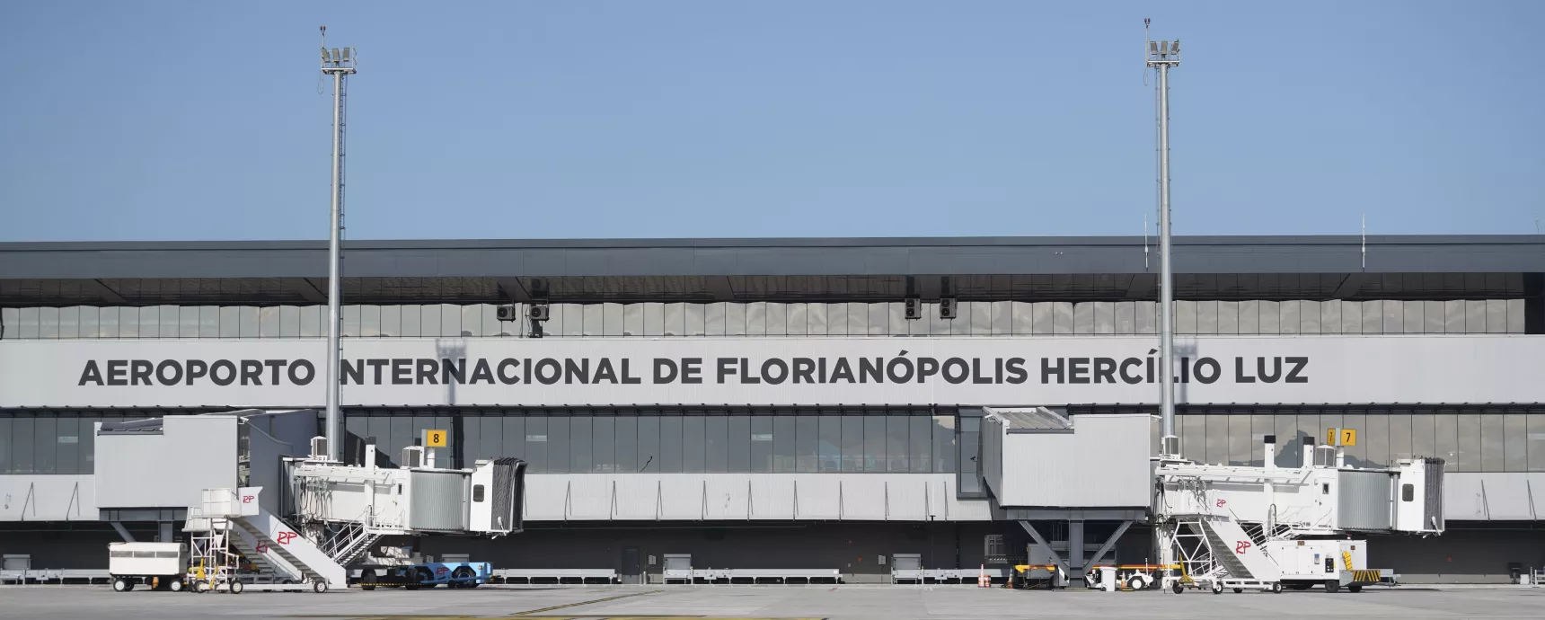 Florianópolis terá até 10 voos por dia para Argentina na alta temporada