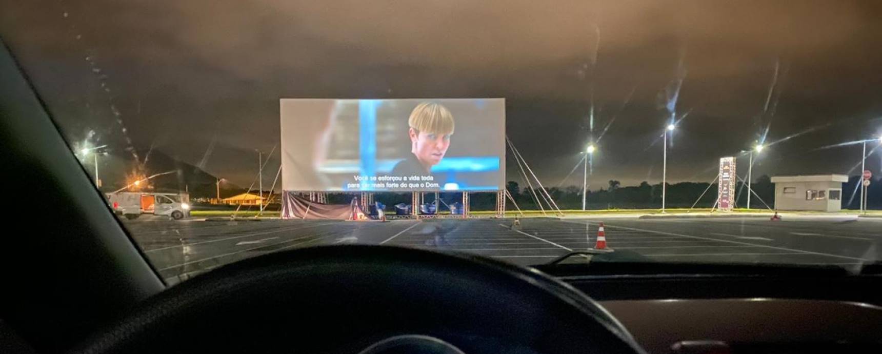 Cine Drive-in der Cinesystem-Gruppe kommt am internationalen Flughafen Florianópolis an