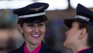Número de licenças de mulheres na aviação cresce 106% nas categorias de piloto