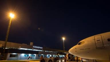 Previsão do aeroporto de Florianópolis é operar sem restrições nesta sexta-feira. Situação pode se agravar no sábado