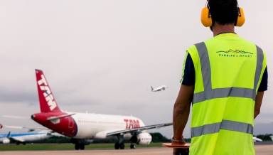 Aeroporto de Florianópolis recebe novo abastecimento e garante operação por mais dois dias