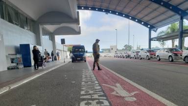 Organização da via em frente ao Aeroporto de Florianópolis muda a partir de quarta-feira (dia 13)