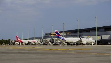 Malha aérea de junho prevê crescimento de cerca de 50% no número de voos em relação a maio no aeroporto de Florianópolis