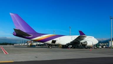 Pela primeira vez na história, Aeroporto Internacional de Florianópolis recebe a aeronave cargueira Boeing 747-400F
